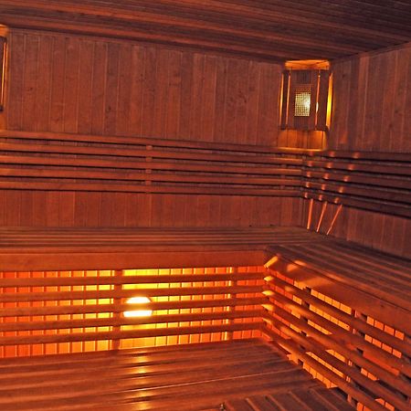 Casablanca Hotel Kalush エクステリア 写真
